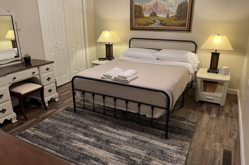 Photo of Bedroom in Winona