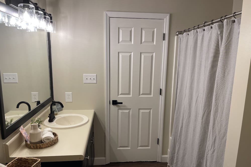Photo of Bathroom in Winona