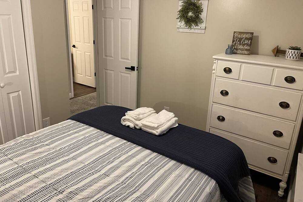 Photo of Bedroom in Winona
