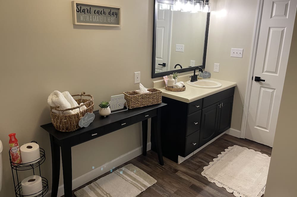 Photo of Bathroom in Winona
