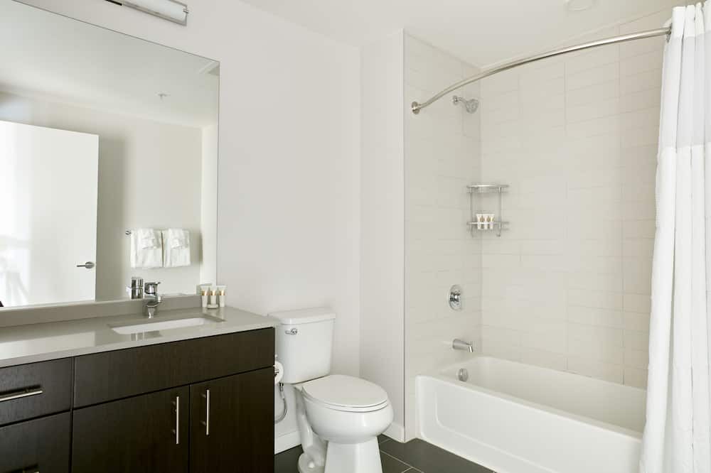 Photo of Bathroom in University Park