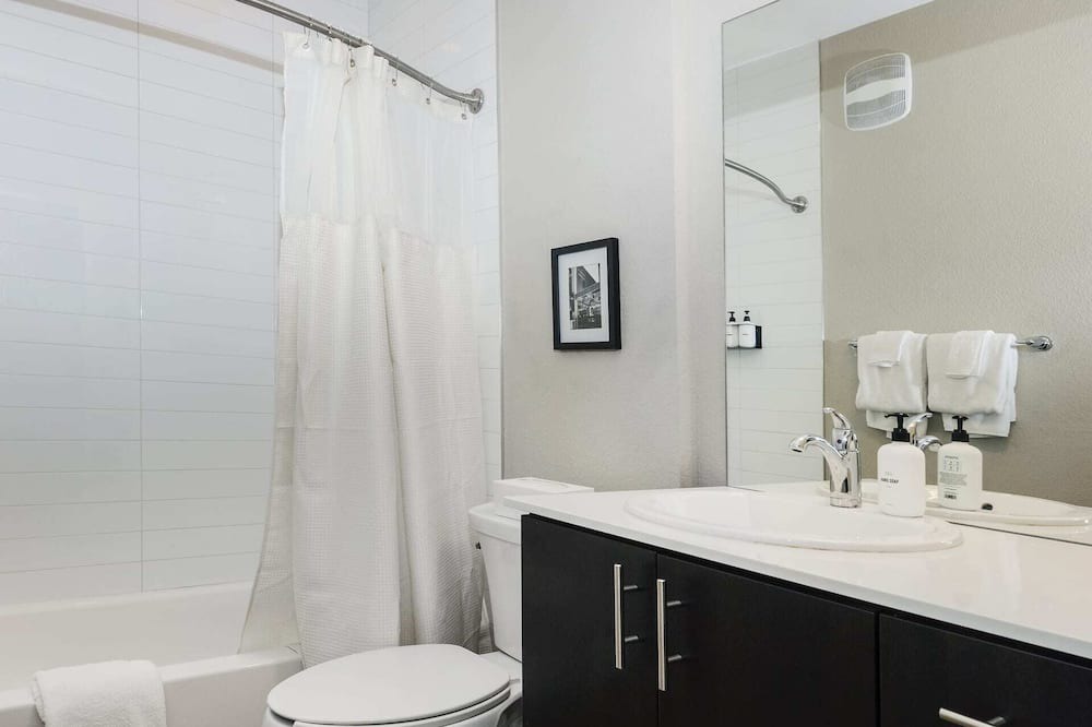 Photo of Bathroom in Highland