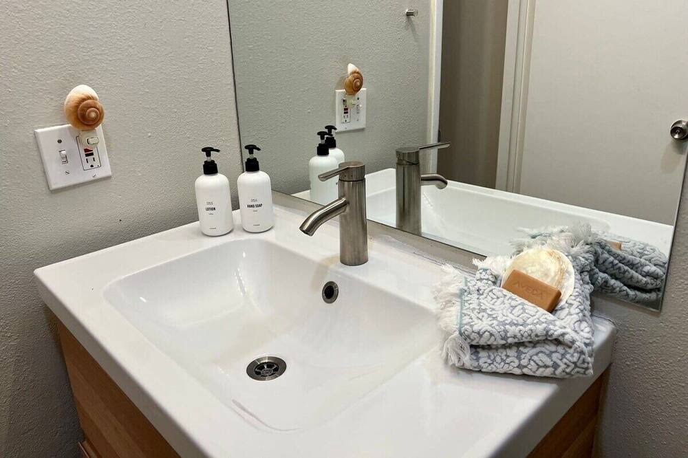 Photo of Bathroom in Gunbarrel