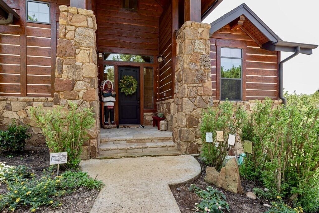 Photo of Outdoor in Jonestown