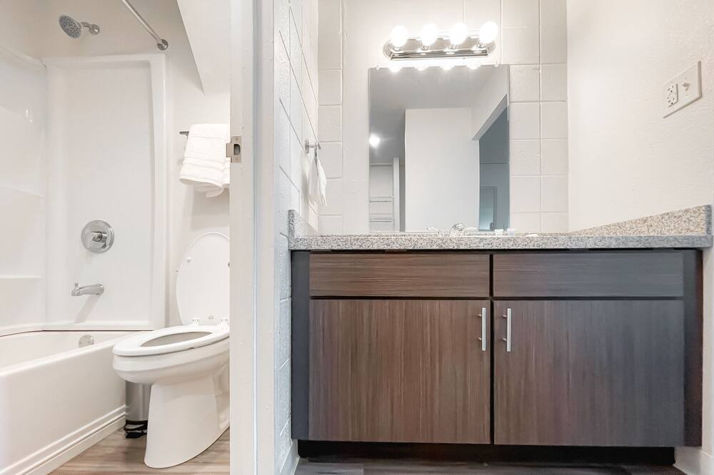 Photo of Bathroom in Mount Auburn