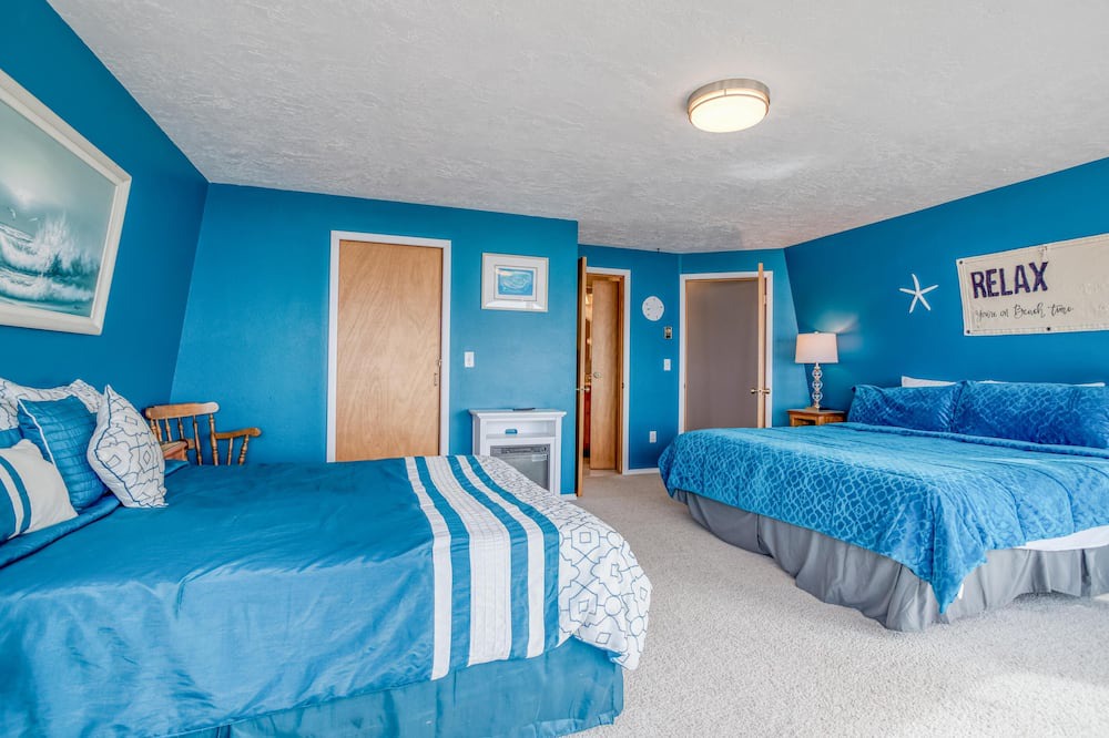 Photo of Bedroom in Rockaway Beach