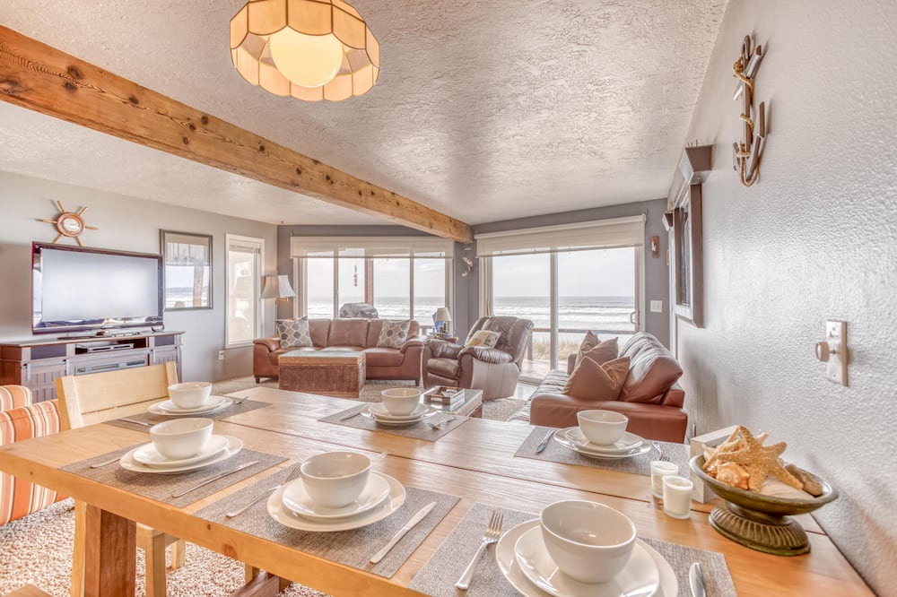 Photo of Kitchen in Rockaway Beach
