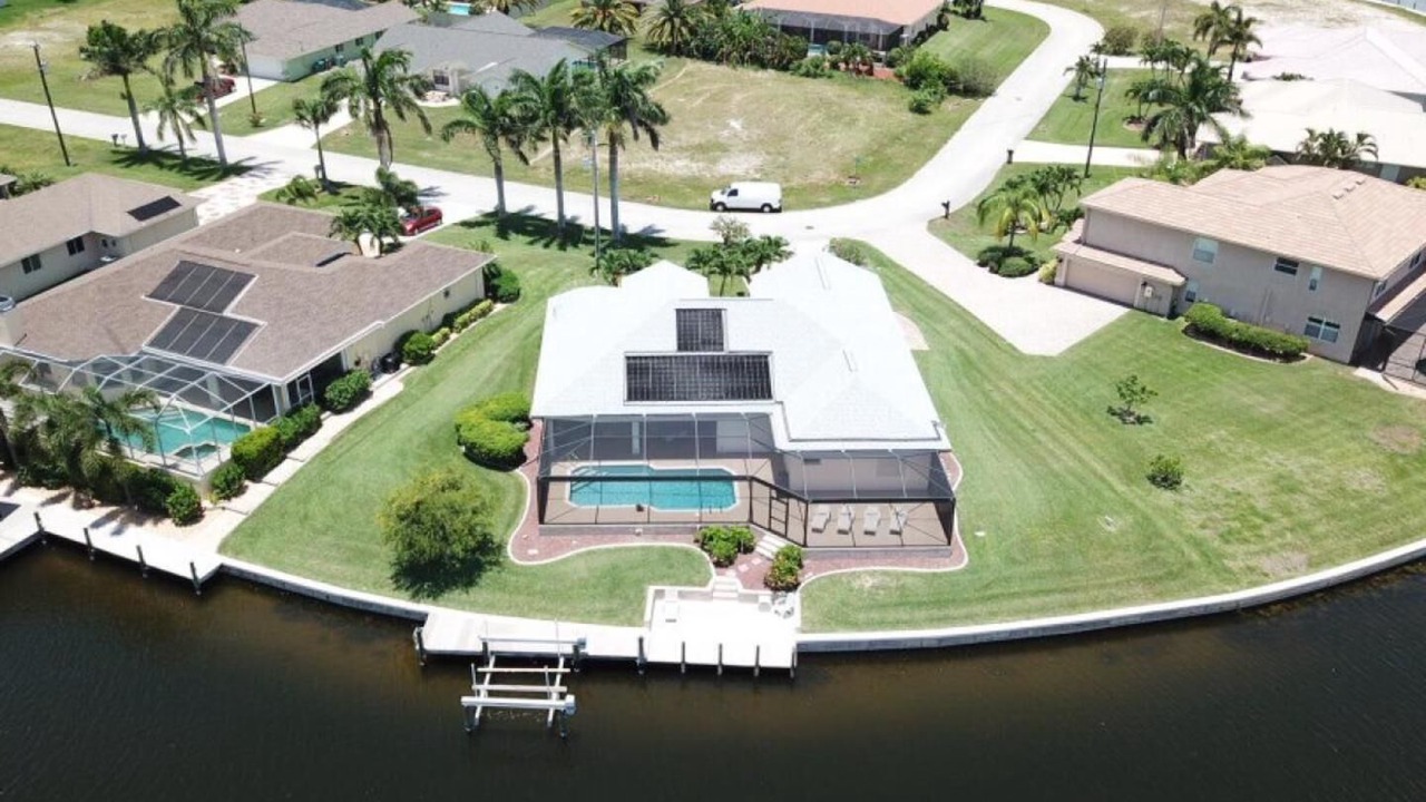 Photo of Outdoor in Pelican