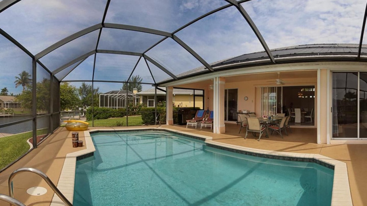 Photo of Outdoor in Pelican