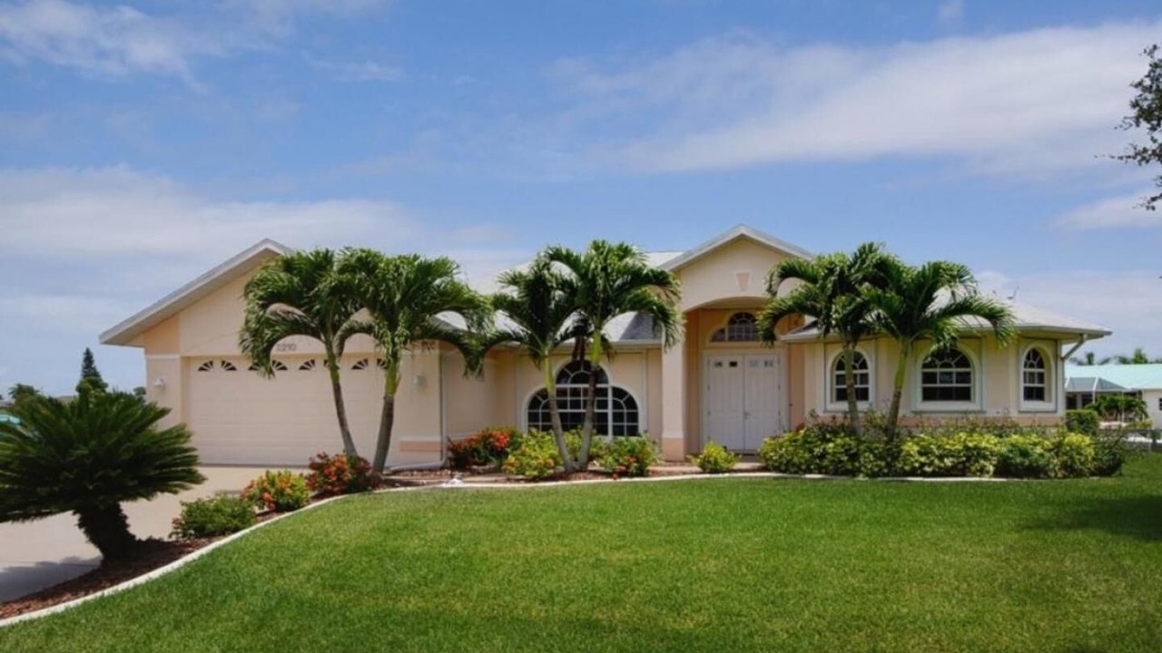 Photo of Outdoor in Pelican