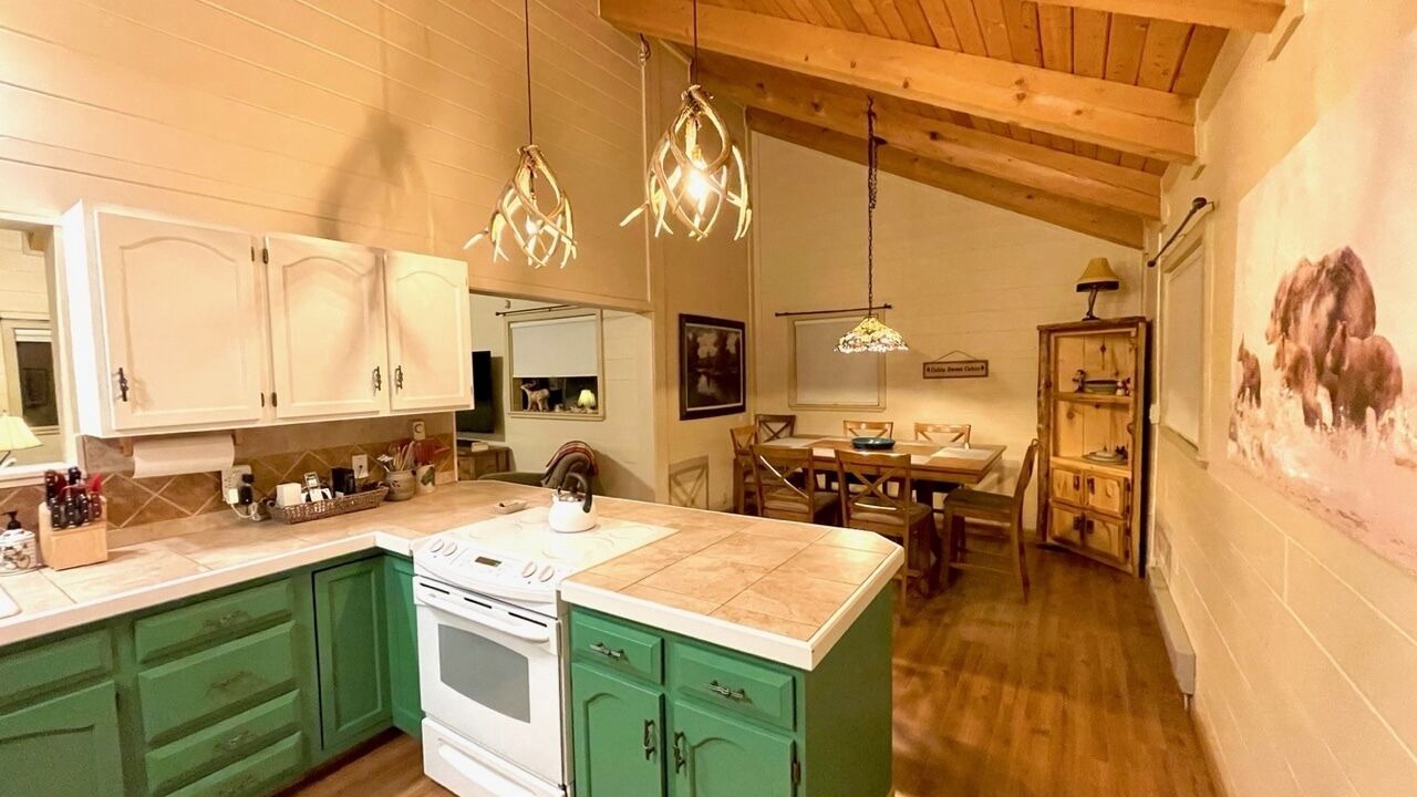 Photo of Kitchen in San Juan River Village