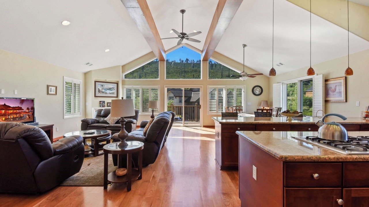 Photo of Patio Balcony in Mountain View Estates