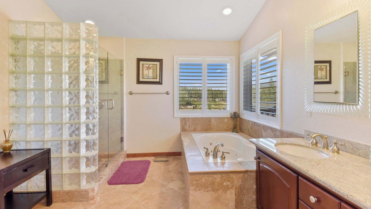 Photo of Patio Balcony in Mountain View Estates