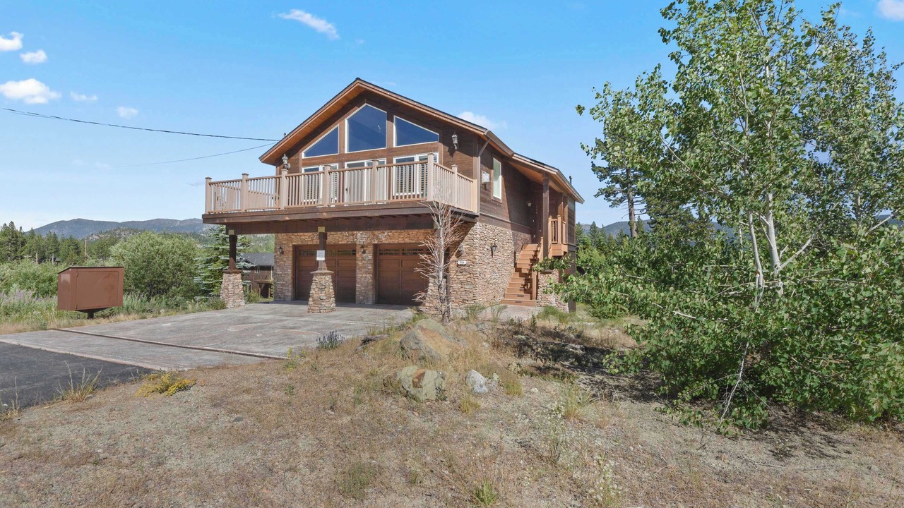 Photo of Outdoor in Mountain View Estates