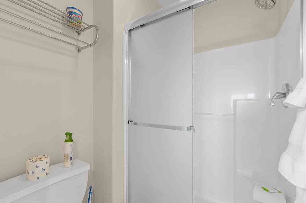 Photo of Bathroom in Seaview