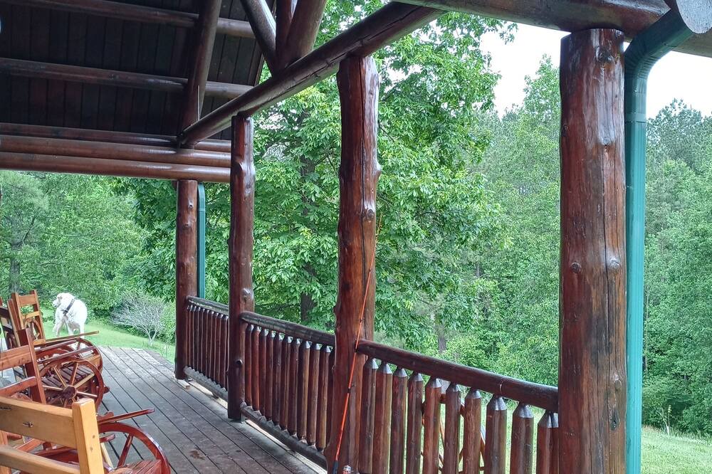 Photo of Patio Balcony in Lawrence County