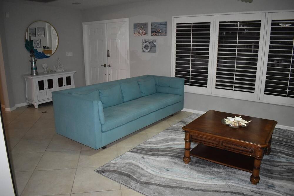 Photo of Livingroom in Kings Lake