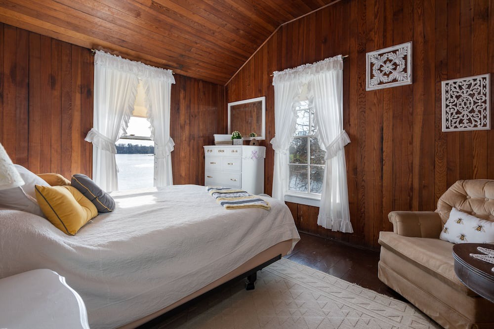 Photo of Bedroom in Plainwell