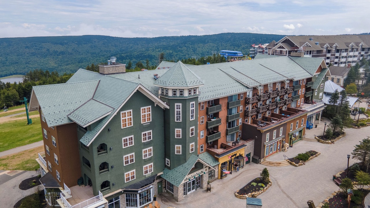 Photo of Outdoor in Snowshoe