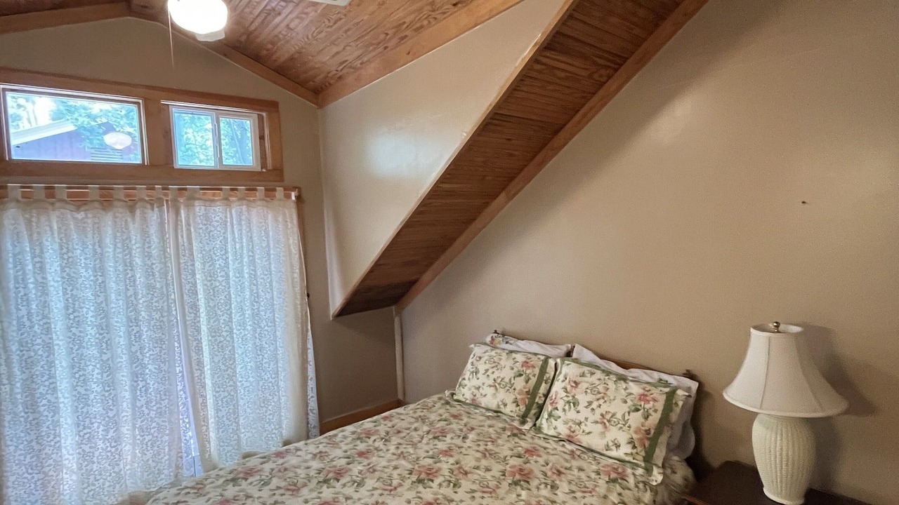 Photo of Bedroom in Cloudcroft