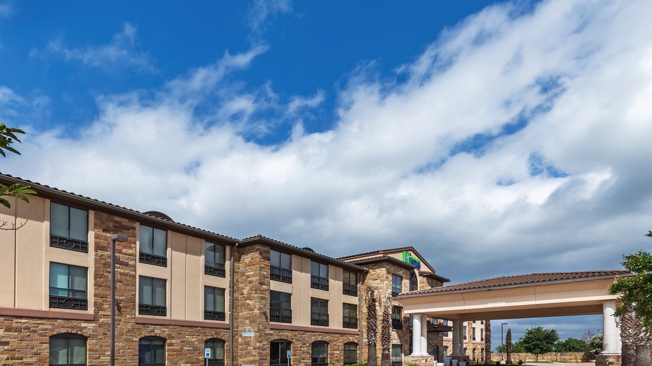 Photo of Outdoor in Vineyard Bay