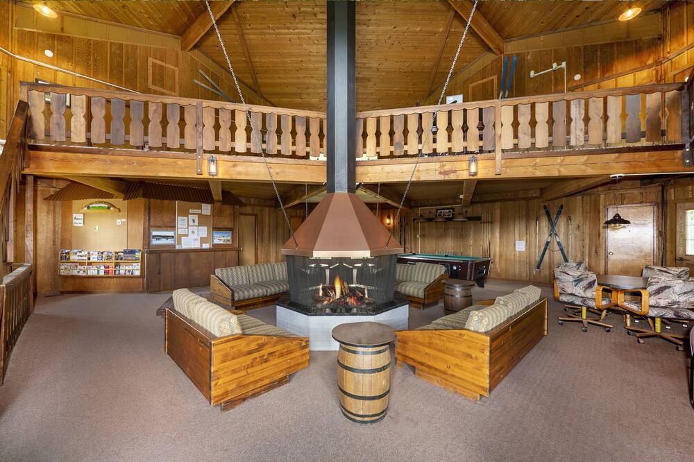 Photo of Livingroom in Fraser