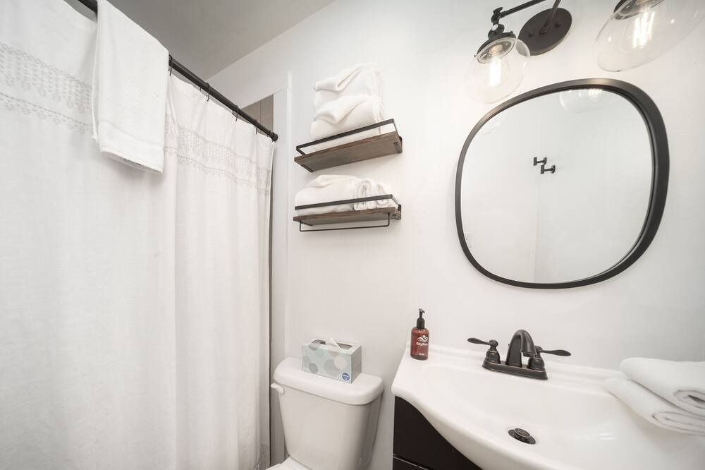 Photo of Bathroom in Fraser