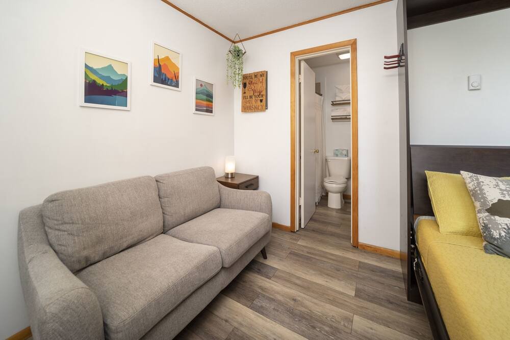 Photo of Livingroom in Fraser