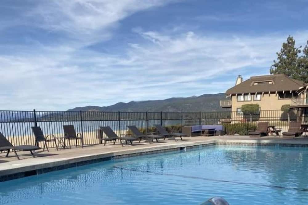Photo of Outdoor in South Lake Tahoe