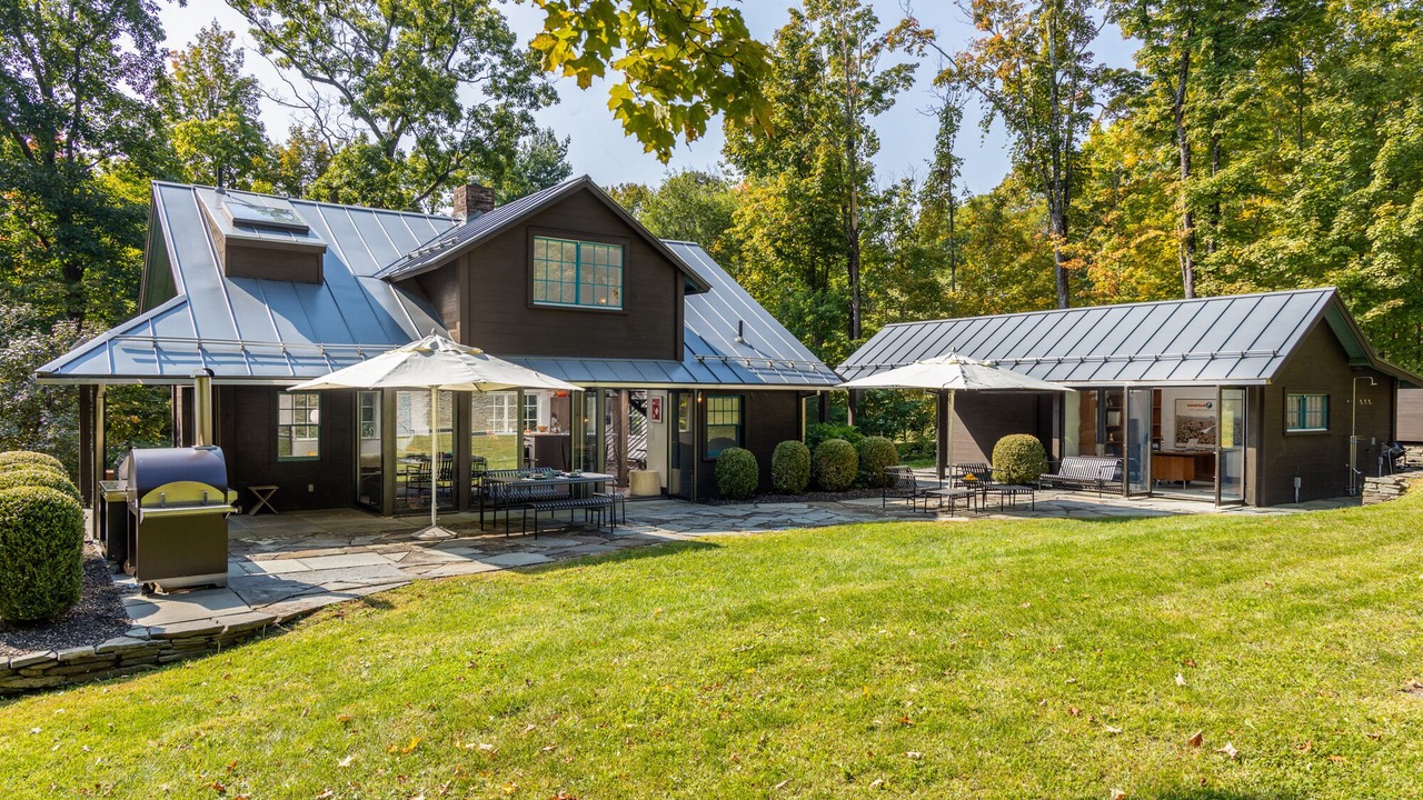 Photo of Outdoor in Woodstock