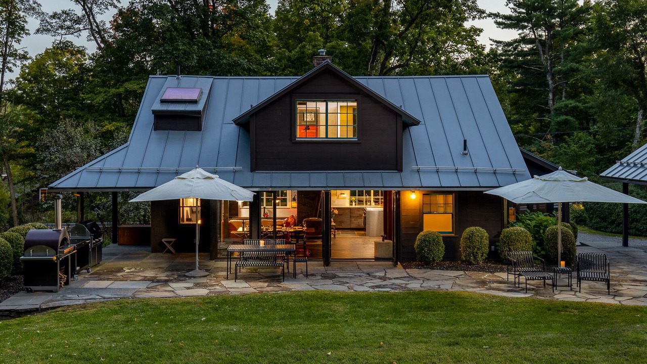 Photo of Outdoor in Woodstock