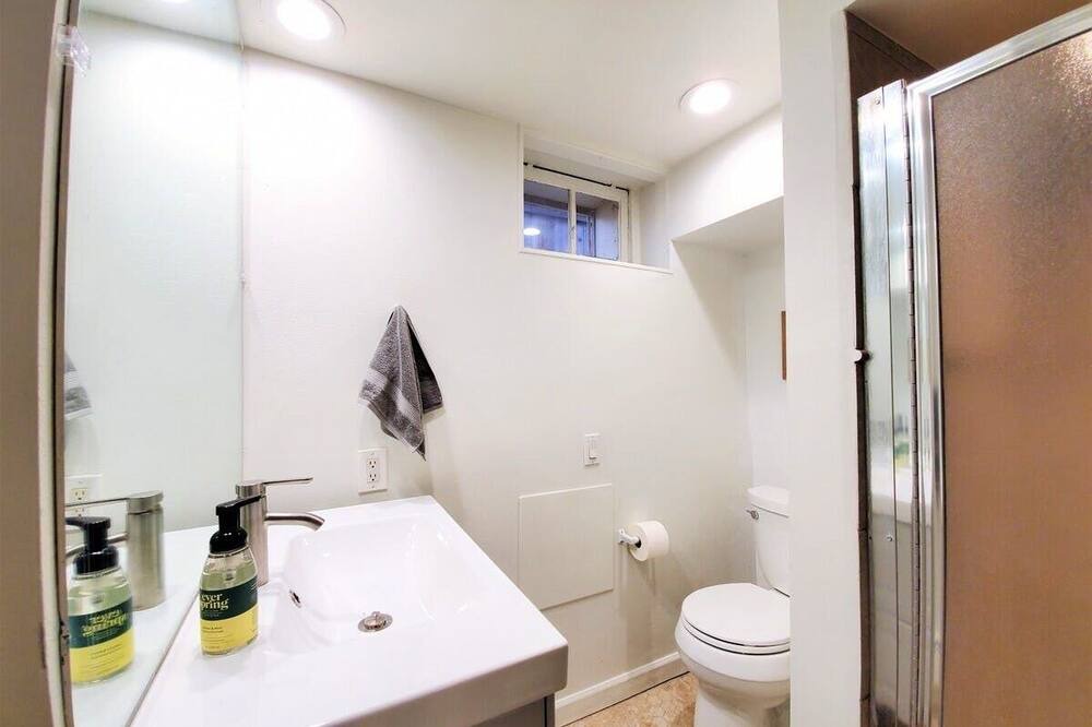Photo of Bathroom in City Park