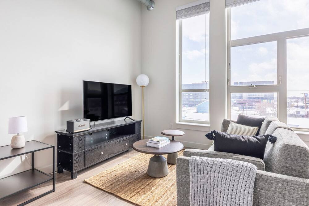Photo of Livingroom in River North Art District