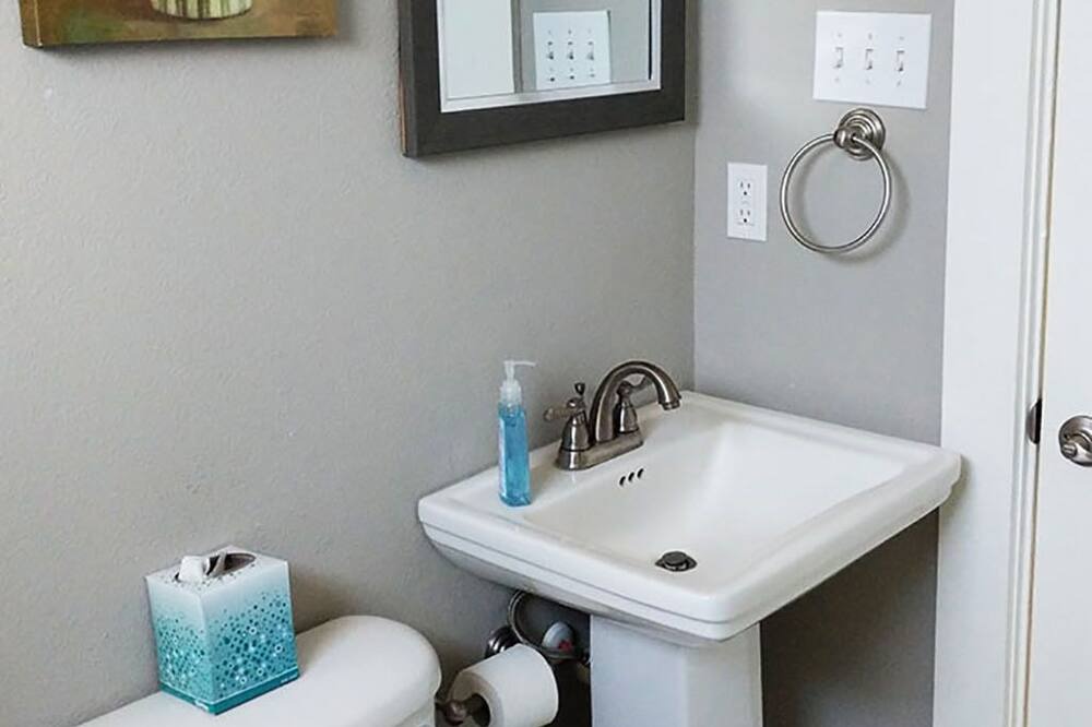 Photo of Bathroom in Montrose