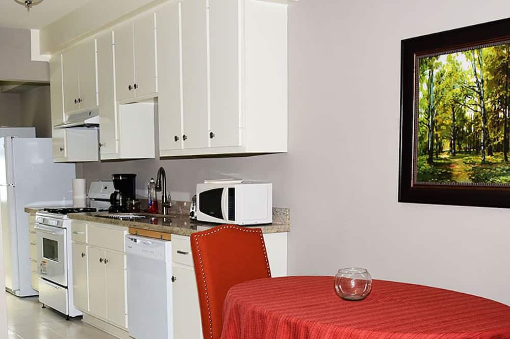 Photo of Kitchen in Montrose