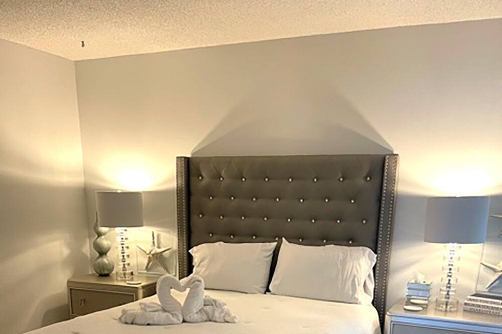 Photo of Bedroom in Sunnyside