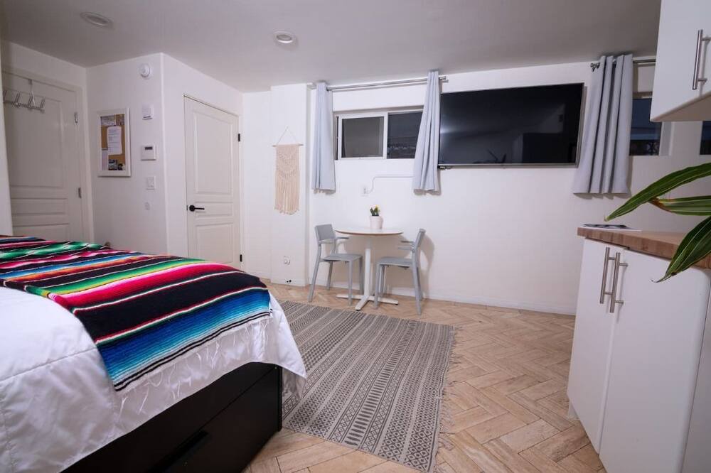 Photo of Bedroom in Marina Peninsula