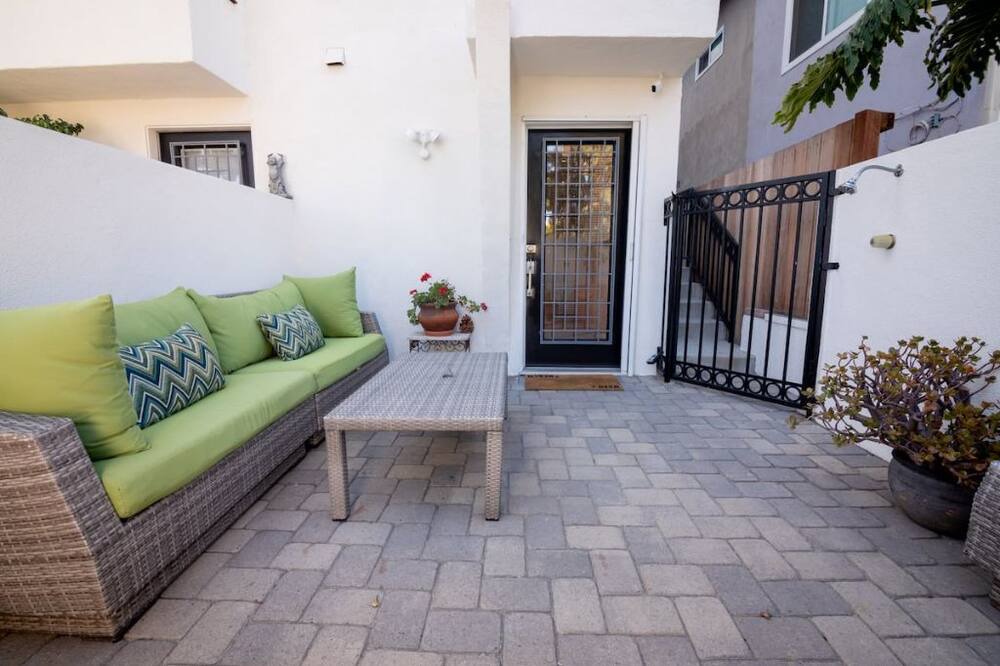 Photo of Patio Balcony in Marina Peninsula