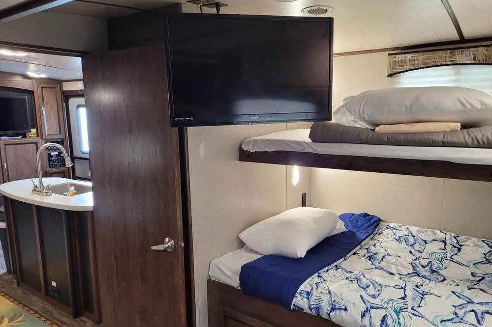Photo of Bedroom in Port Bolivar