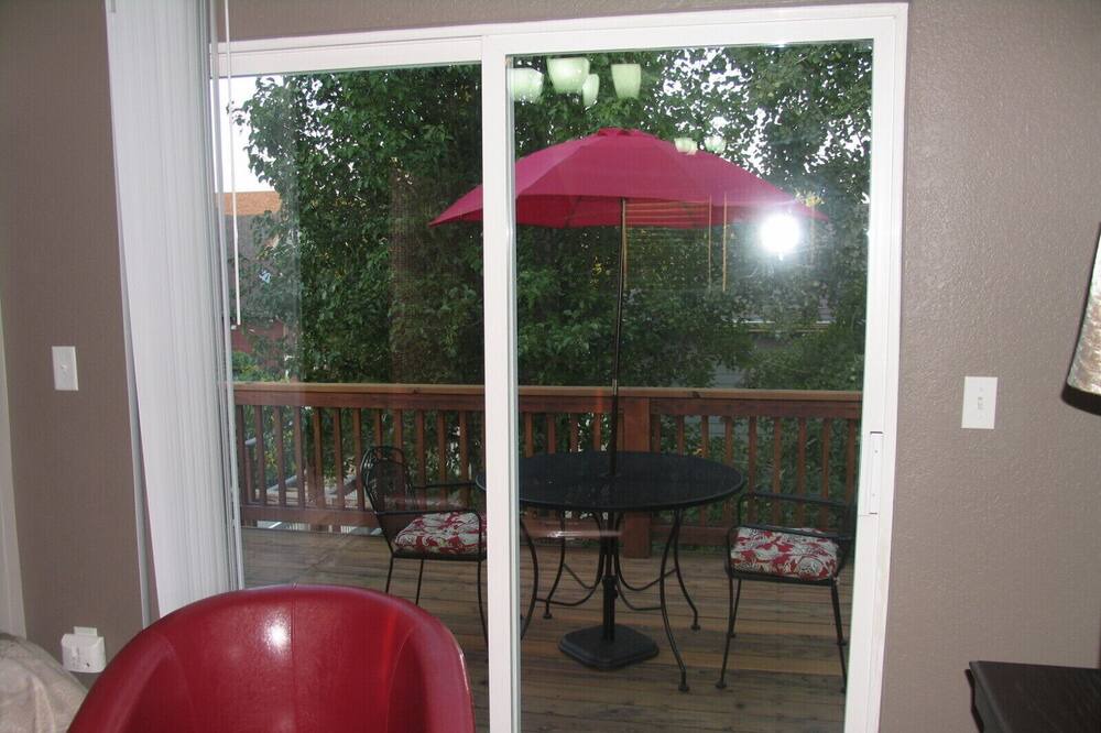 Photo of Patio Balcony in North Central Westminster