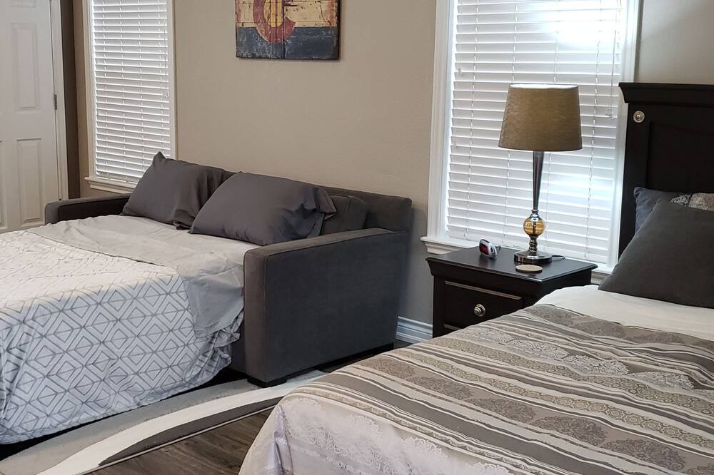 Photo of Bedroom in North Central Westminster