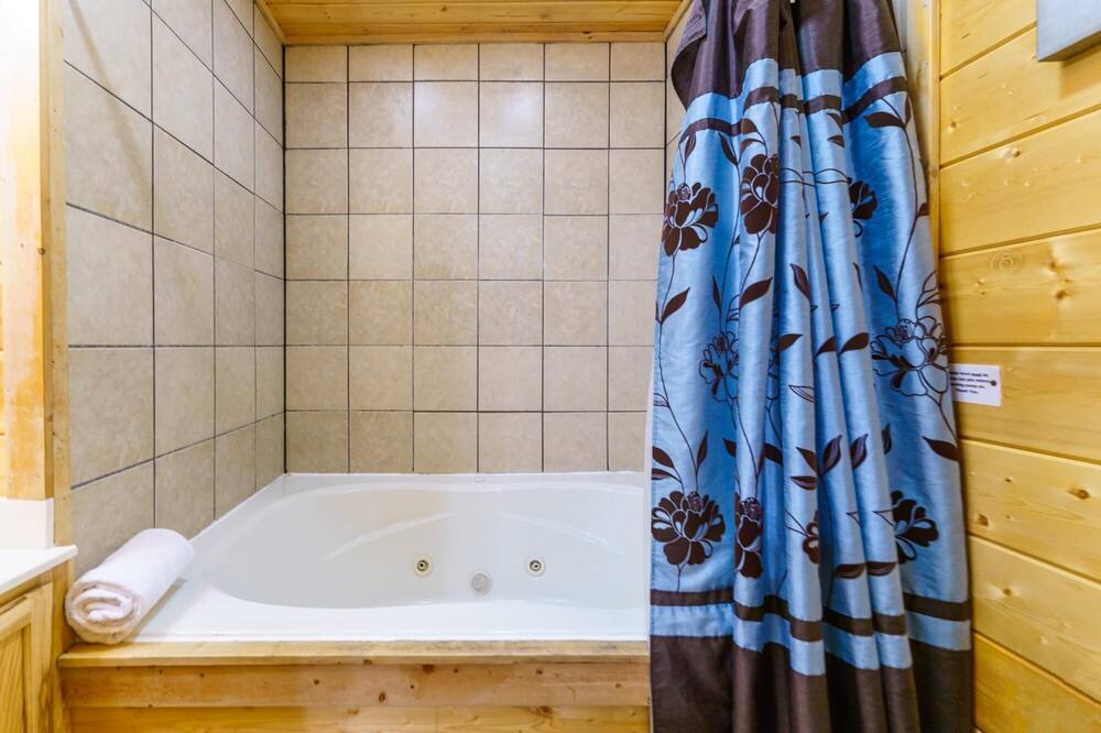 Photo of Bathroom in Townsend