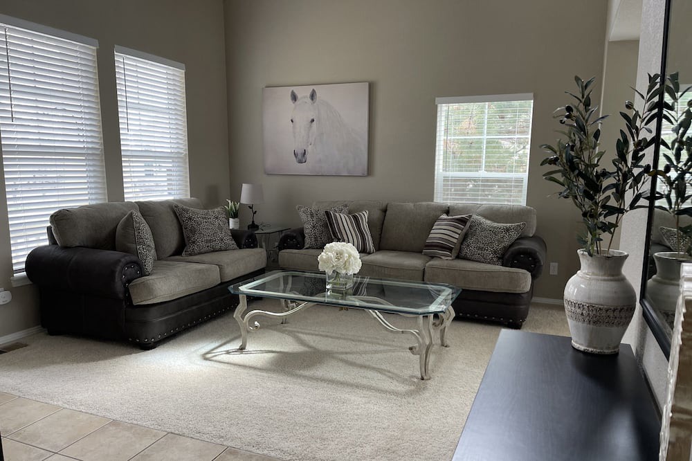 Photo of Bedroom in Canterberry Crossing
