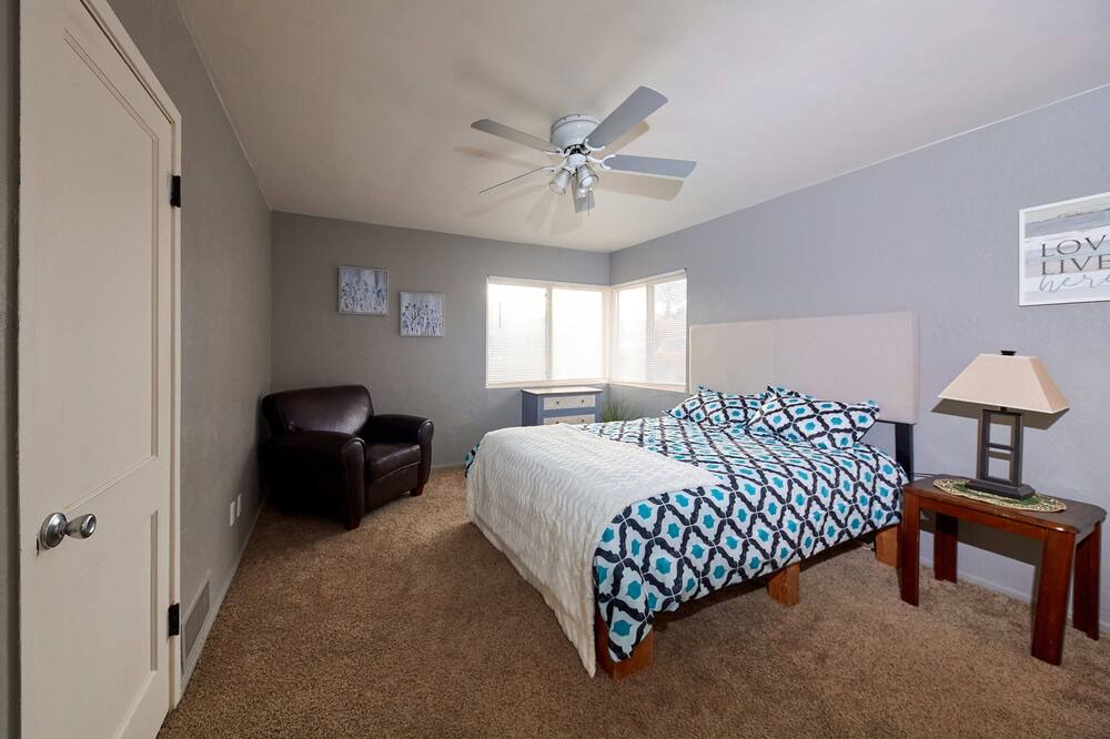 Photo of Bedroom in Jewell Heights - Hoffman Heights