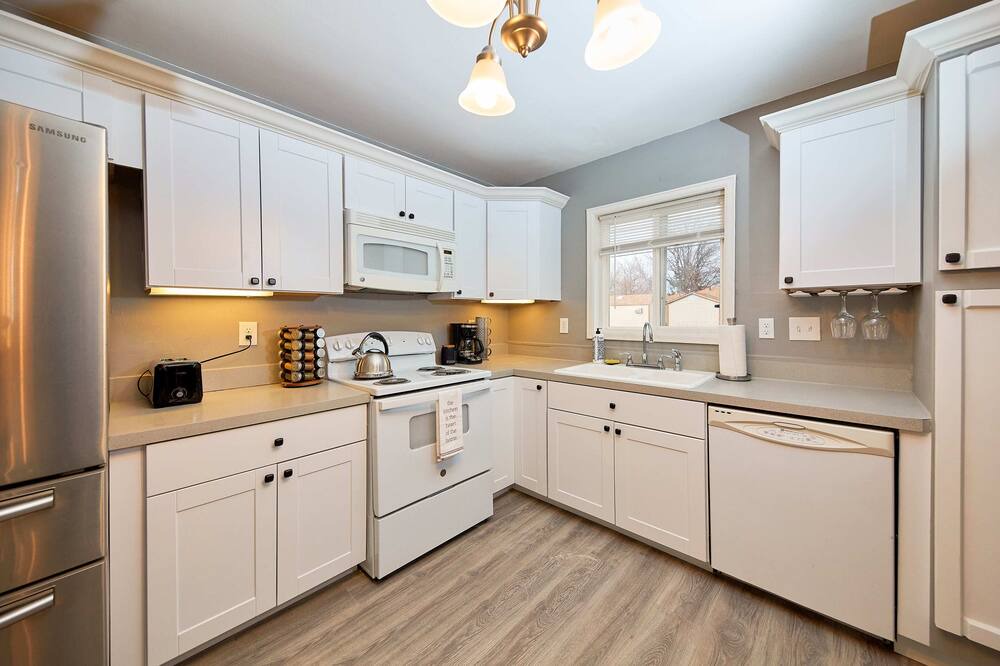 Photo of Kitchen in Jewell Heights - Hoffman Heights