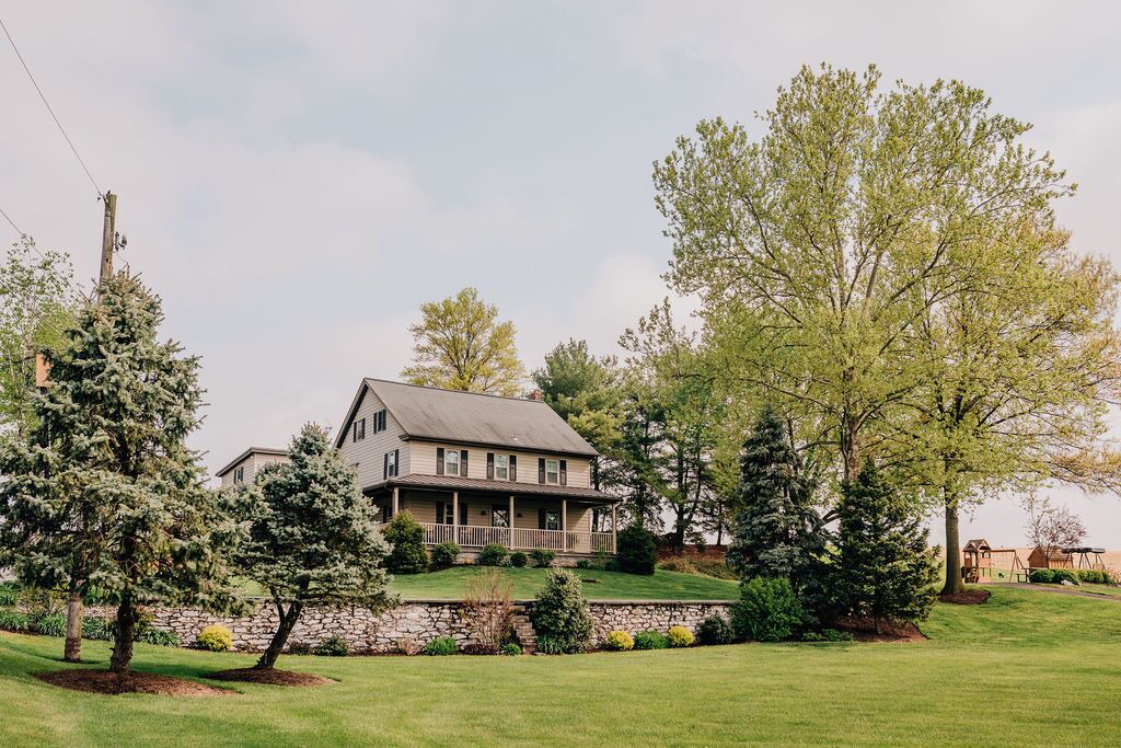 Photo of Outdoor in Mount Joy