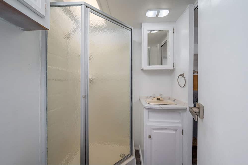 Photo of Bathroom in Lindale