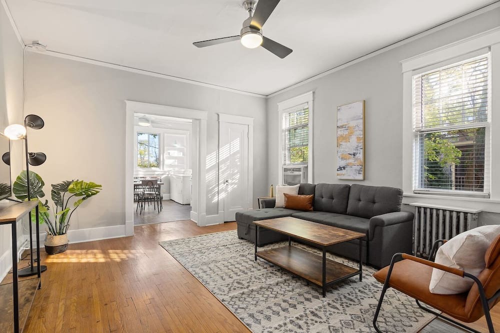 Photo of Bedroom in Hillsboro Village