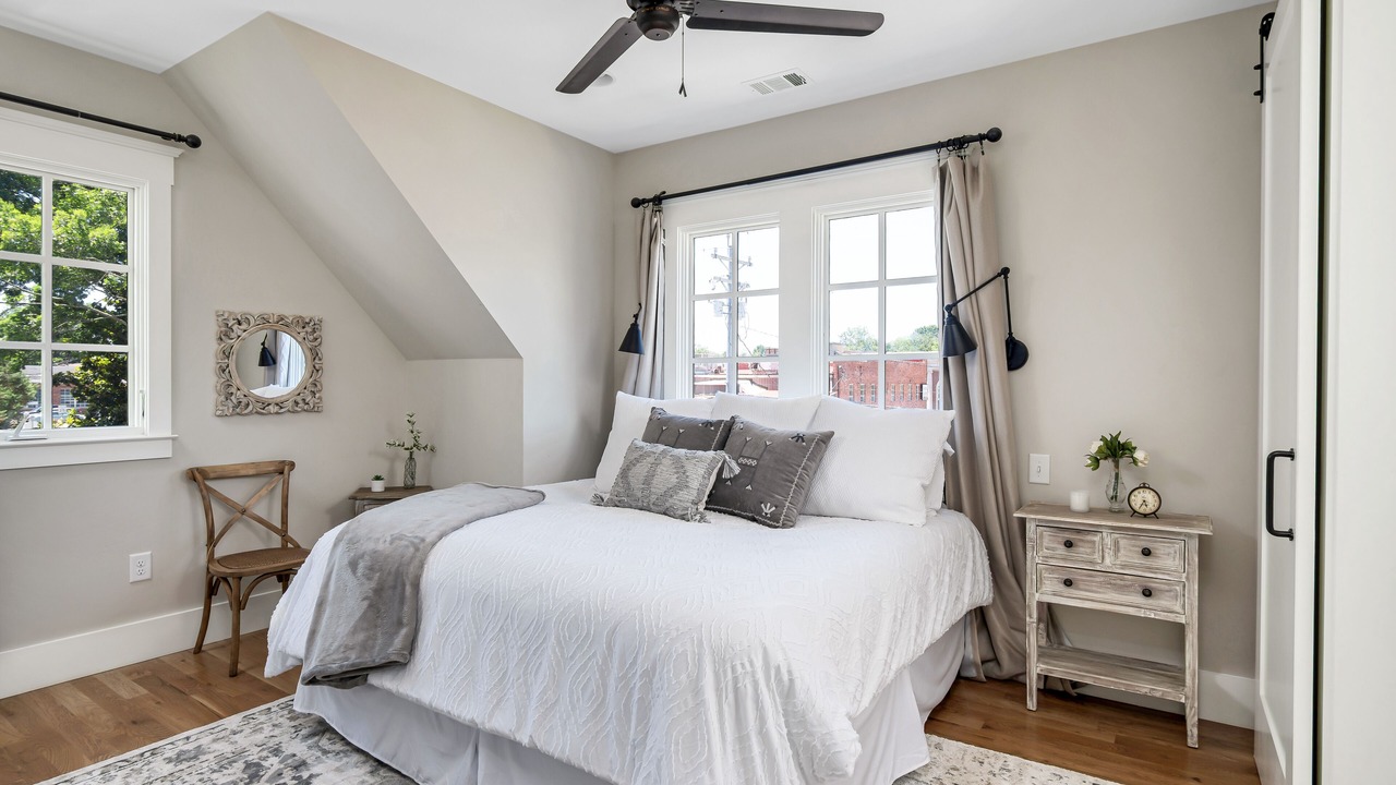 Photo of Bedroom in Historic Downtown Franklin