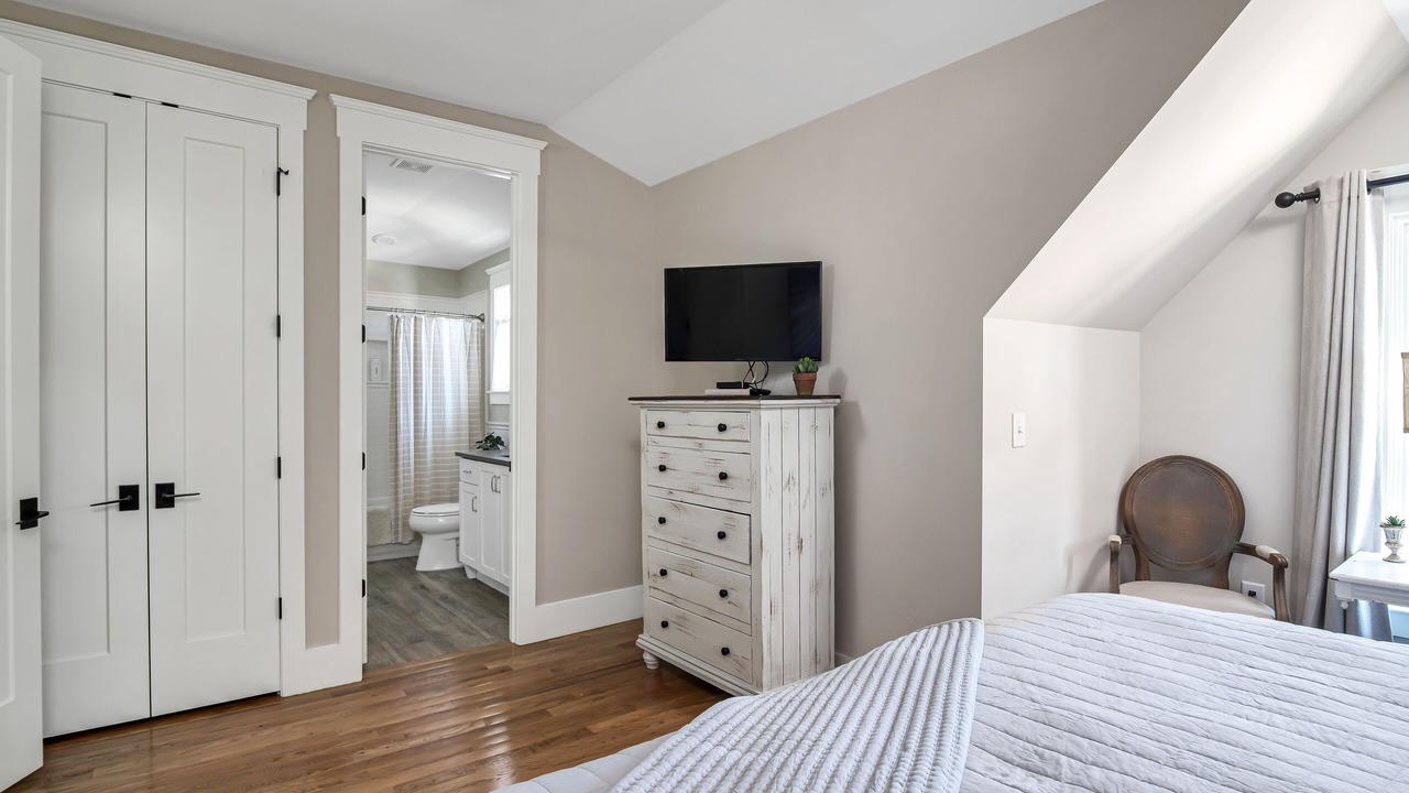 Photo of Bedroom in Historic Downtown Franklin